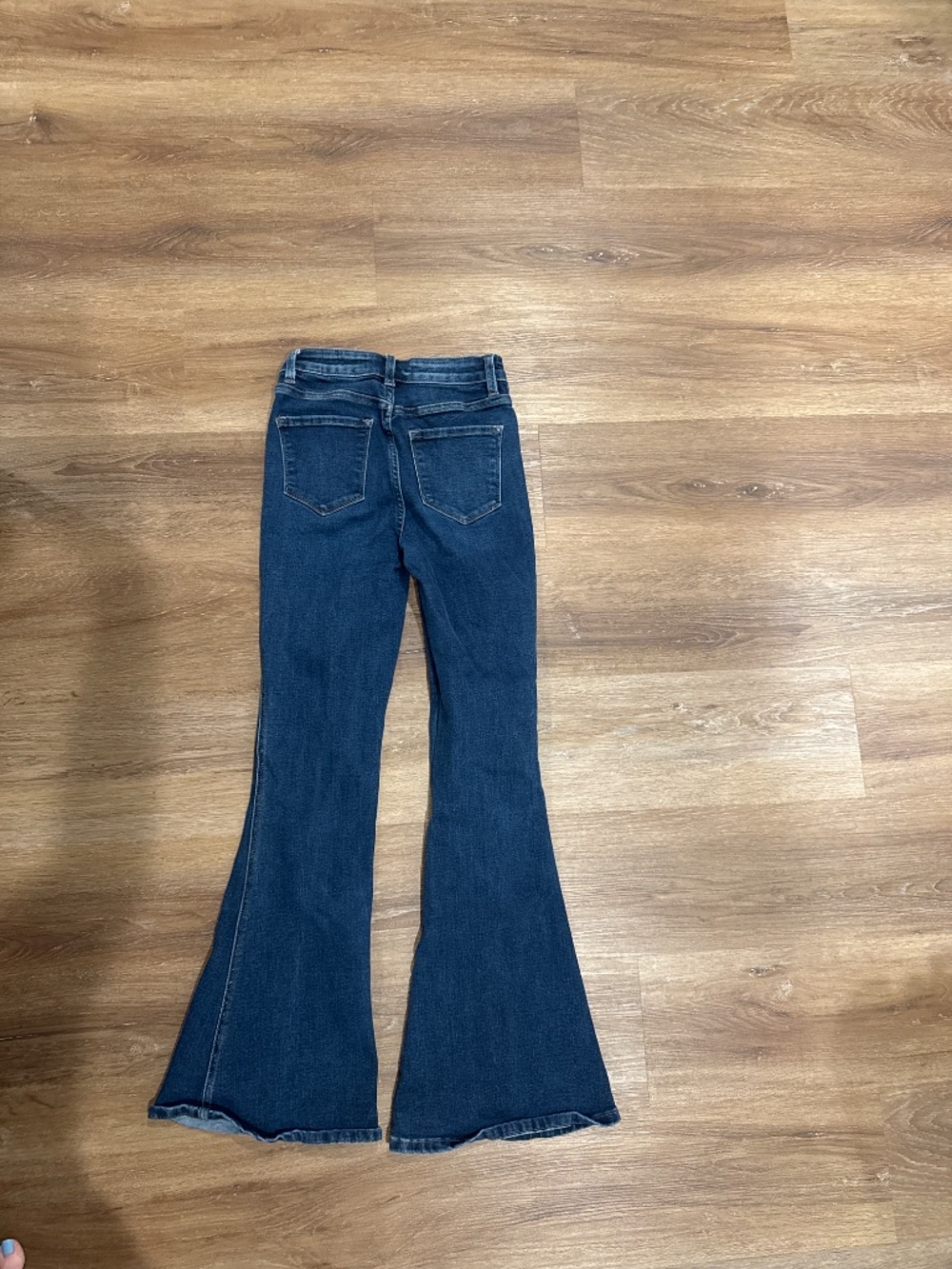 Jeans - Picture 2 of 2